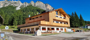 Chalet Alpenrose